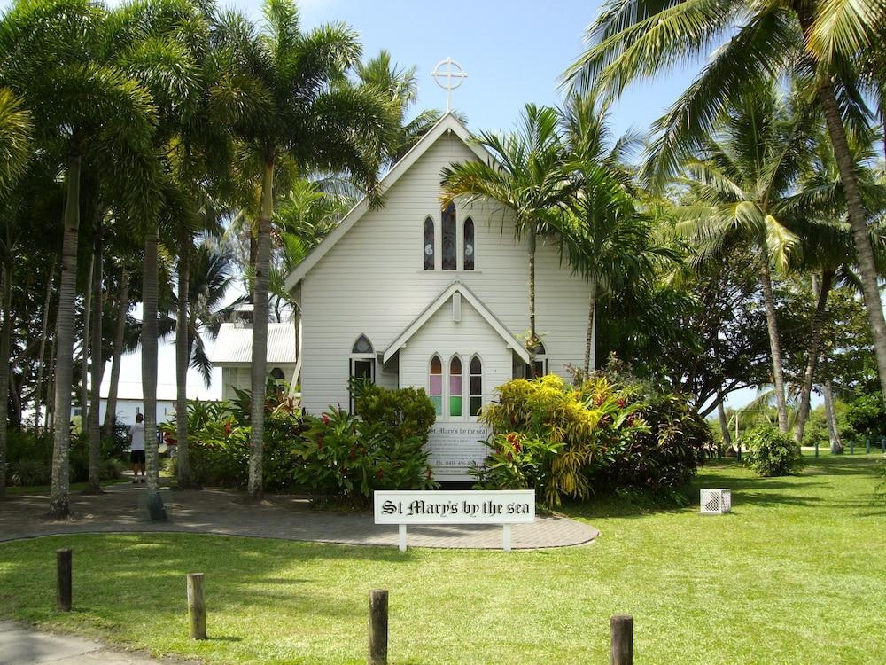 Coral Sea Villas Port Douglas Bagian luar foto